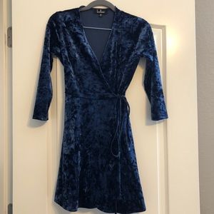 NWOT Lulus Velvet Wrap Dress